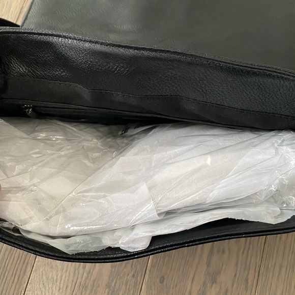 Cross and Skull Crossbody Bag - Picture 5 of 12